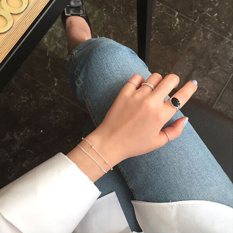 Modern Mychica bracelet in gold or silver